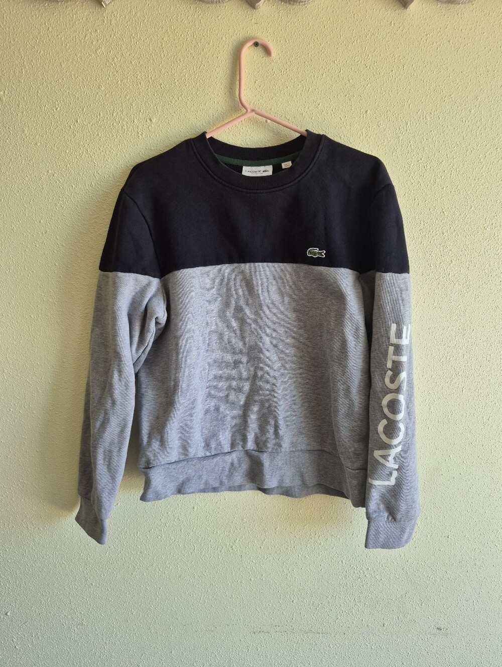 Lacoste Sweater Colorblock Size Medium